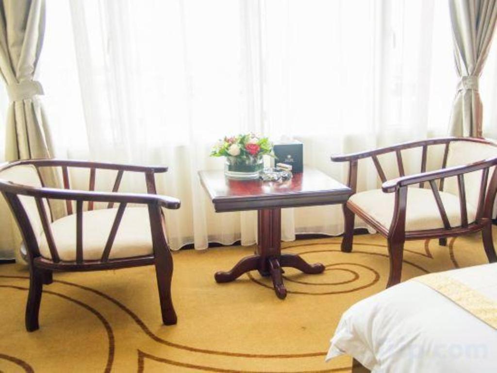 Grand Szechuan Hotel Vientiane Exteriör bild