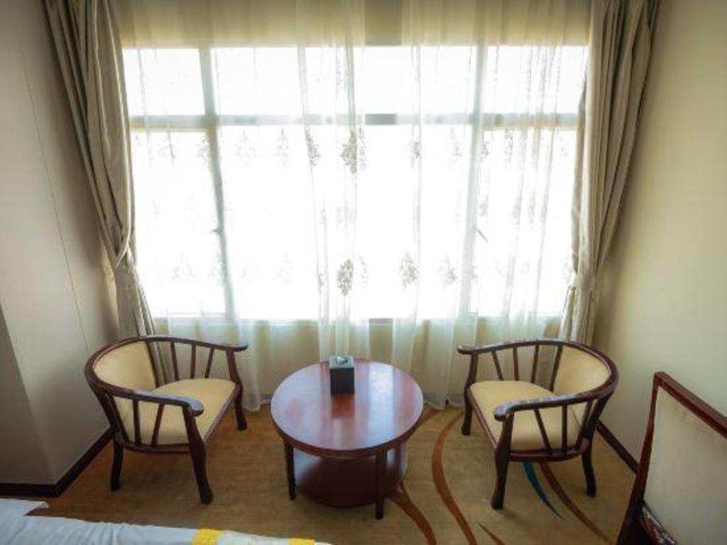 Grand Szechuan Hotel Vientiane Exteriör bild